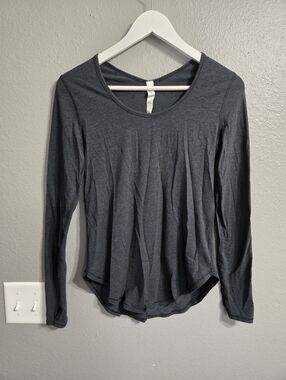 Lululemon Grey Long Sleeve Pima Cotton Size 2